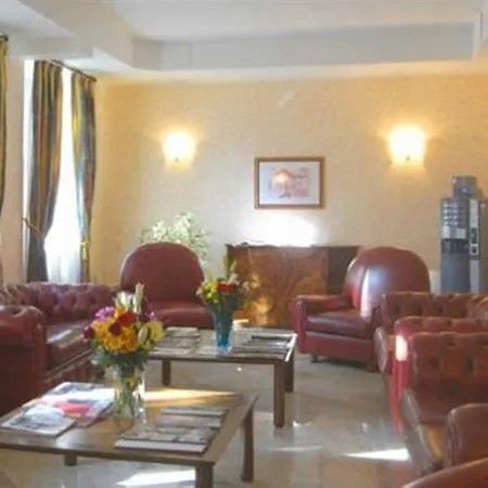 Apartahotel Ih Argonne Park 3*