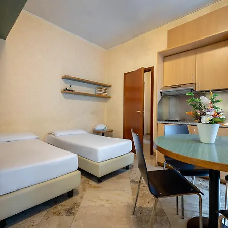 Apartahotel Ih Argonne Park 3*