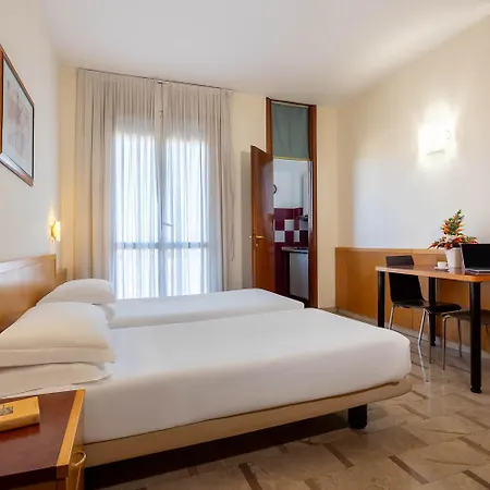 Apartahotel Ih Argonne Park