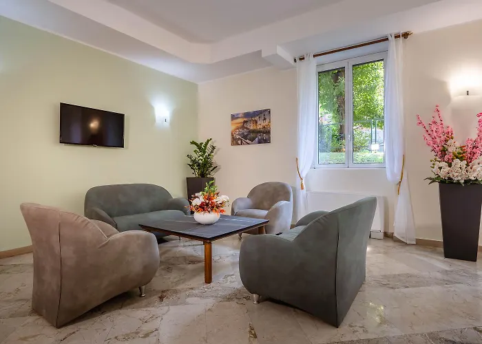 Ih Argonne Park Ξενοδοχείο με διαμερίσματα 3*
