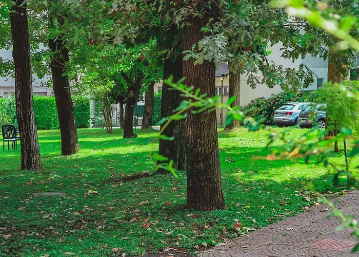Ξενοδοχείο με διαμερίσματα Ih Argonne Park 3*